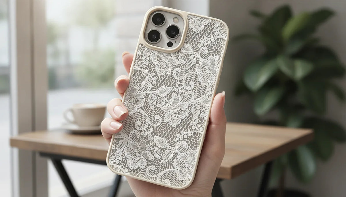 Coque iPhone Dentelle Florale Blanche Vintage