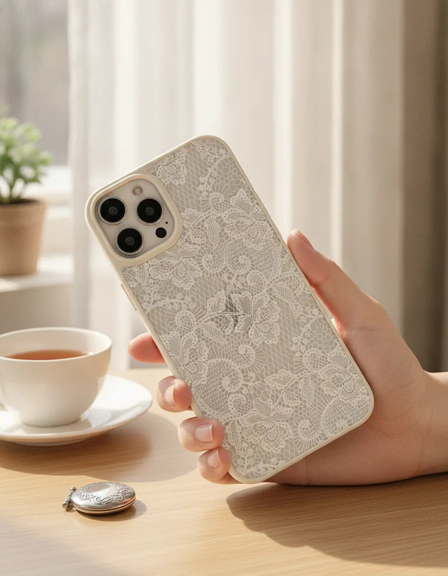 Coque iPhone Dentelle Florale Blanche Vintage